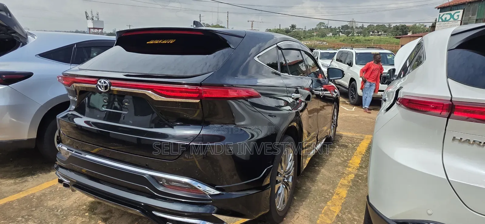 Toyota Harrier 2021 Black