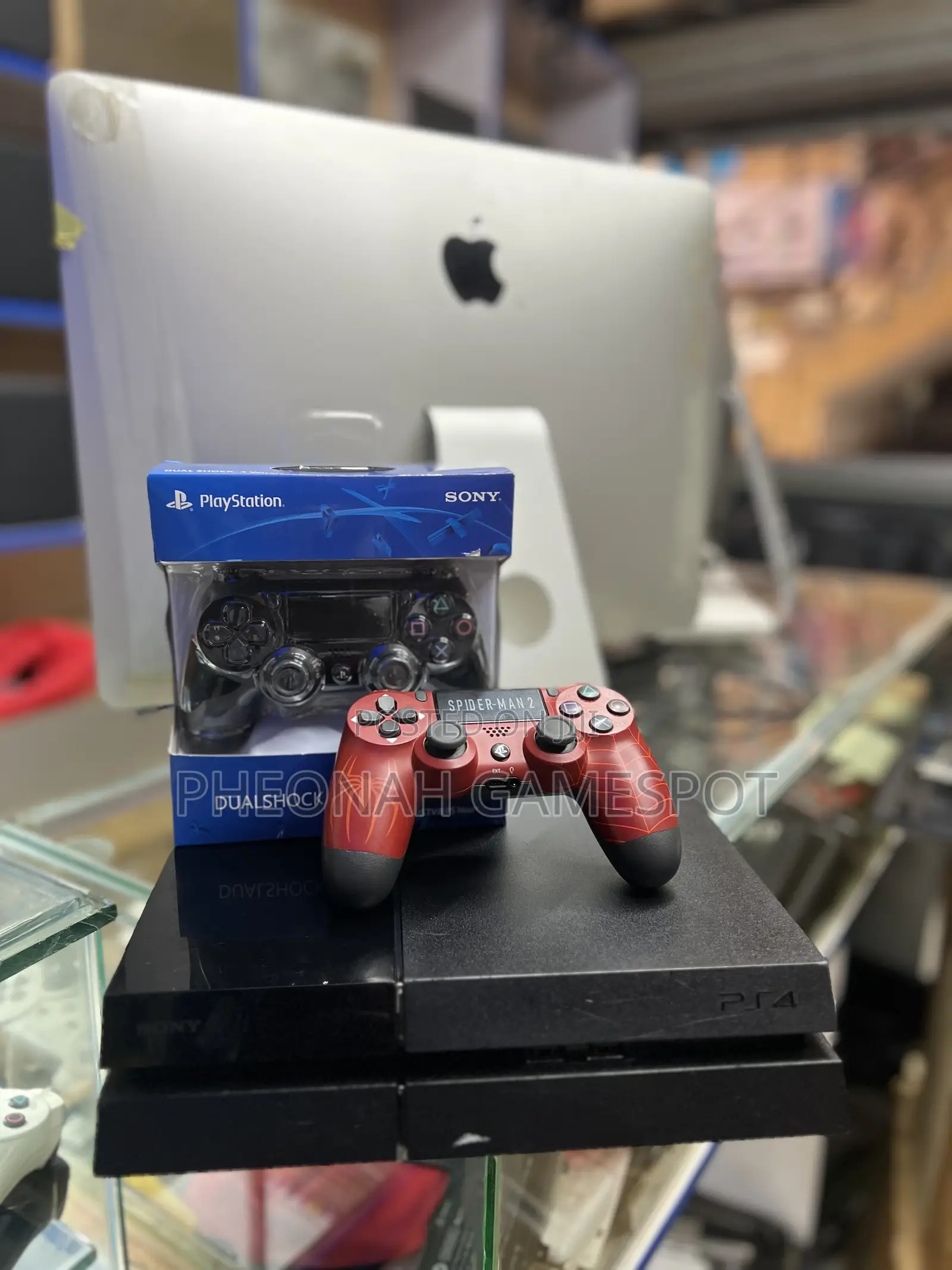 Ps4 Relaxed Play System With 2 Controllers and 16 Games Onboard