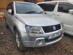 Suzuki Escudo 2008 Silver
