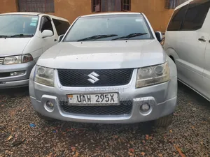 Suzuki Escudo 2008 Silver