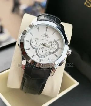 Men's Authentic Elegance Black Leather Strapped Wrist Time Wear