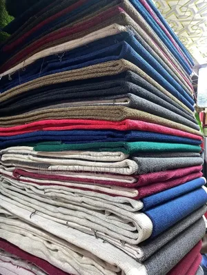 Good Quality Woolen Carpets Used in All Places Such as Homes and Hotel