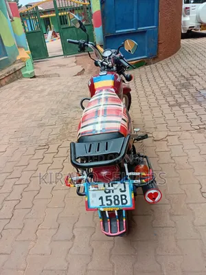 TVS HLX 125 2025 Red
