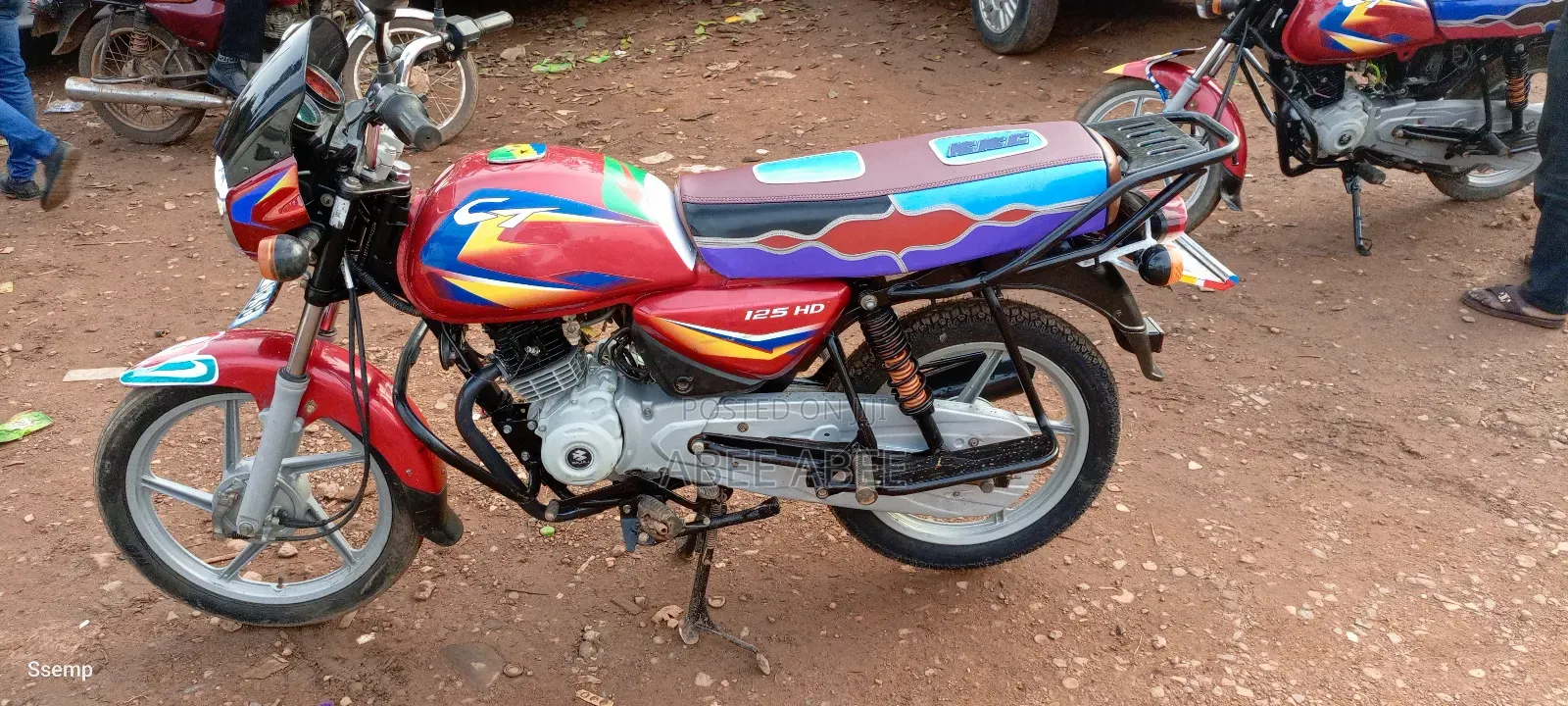 Bajaj Boxer 125 2025 Red