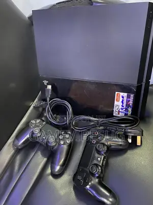 Sony Ps4 Uk Used | 2 Brand New Dualshock Pads | 7 Games + Cables