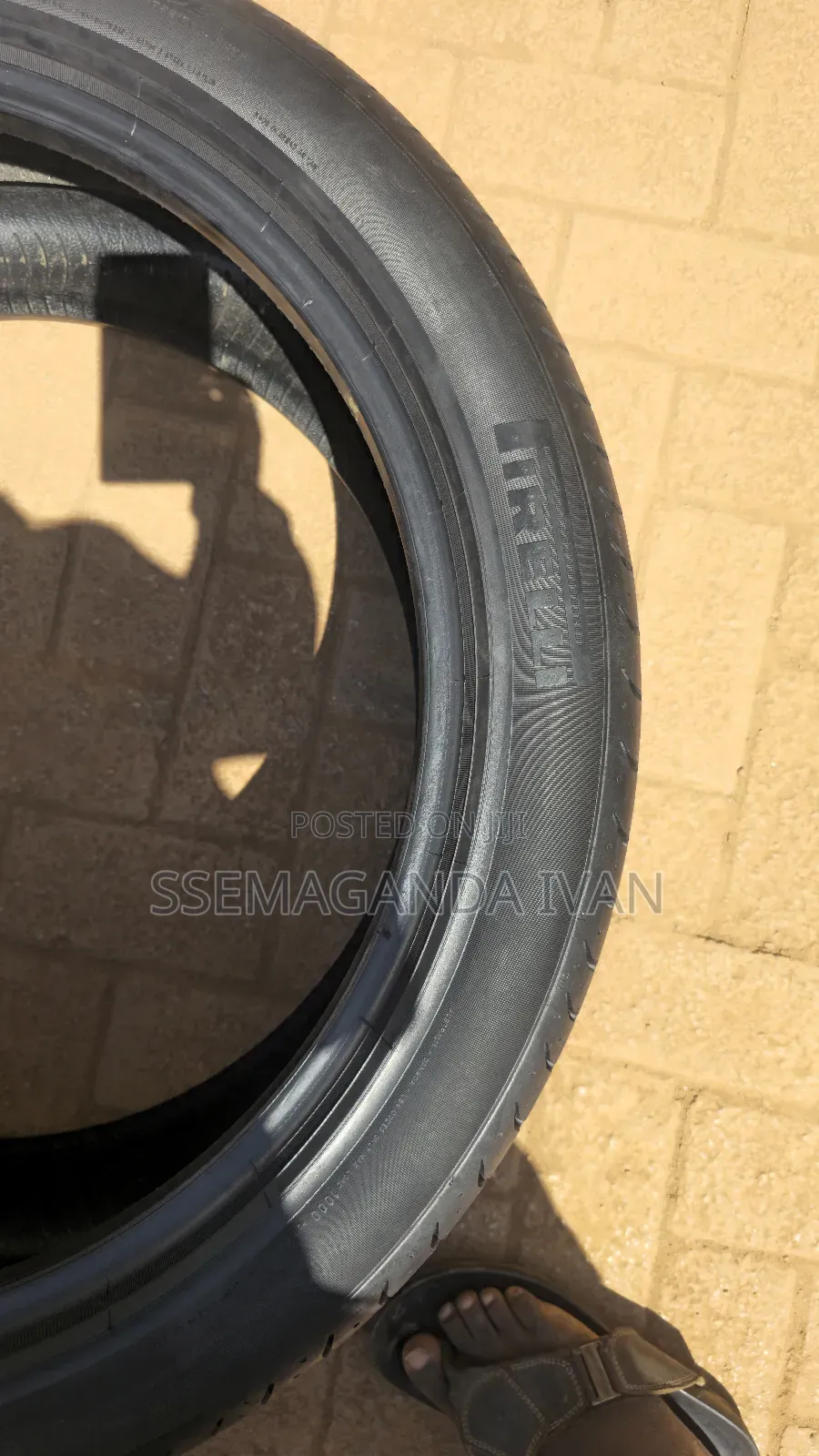 275/40r22 Authentic Pirelli Foreign Used Tyres