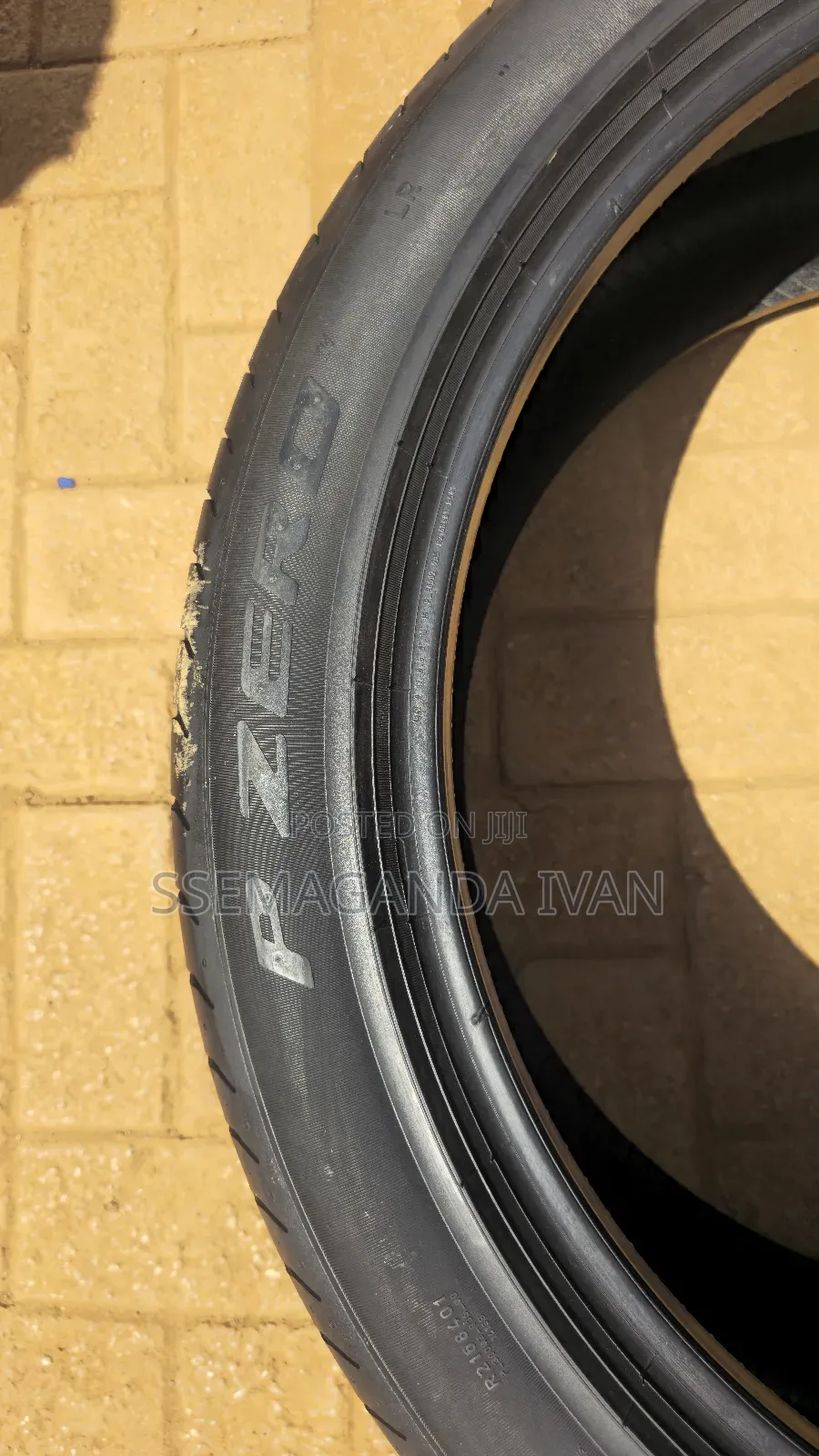 275/40r22 Authentic Pirelli Foreign Used Tyres