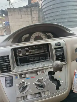 Toyota Raum 1.5 FWD 2003 Silver
