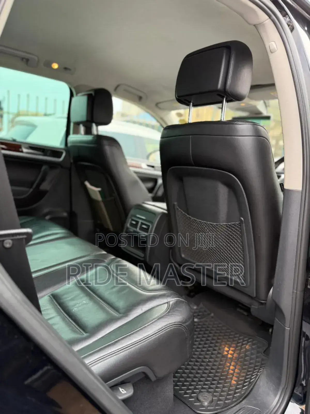 Volkswagen Touareg 2014 Black