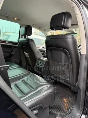 Volkswagen Touareg 2014 Black