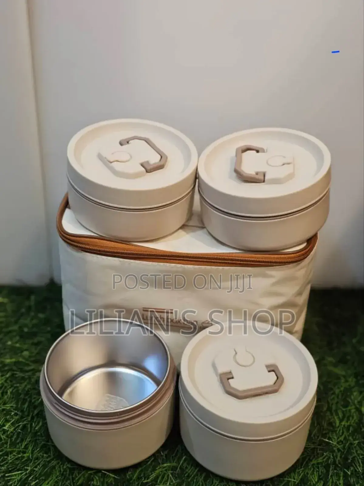 4pcs Lunch Containers With a Bag