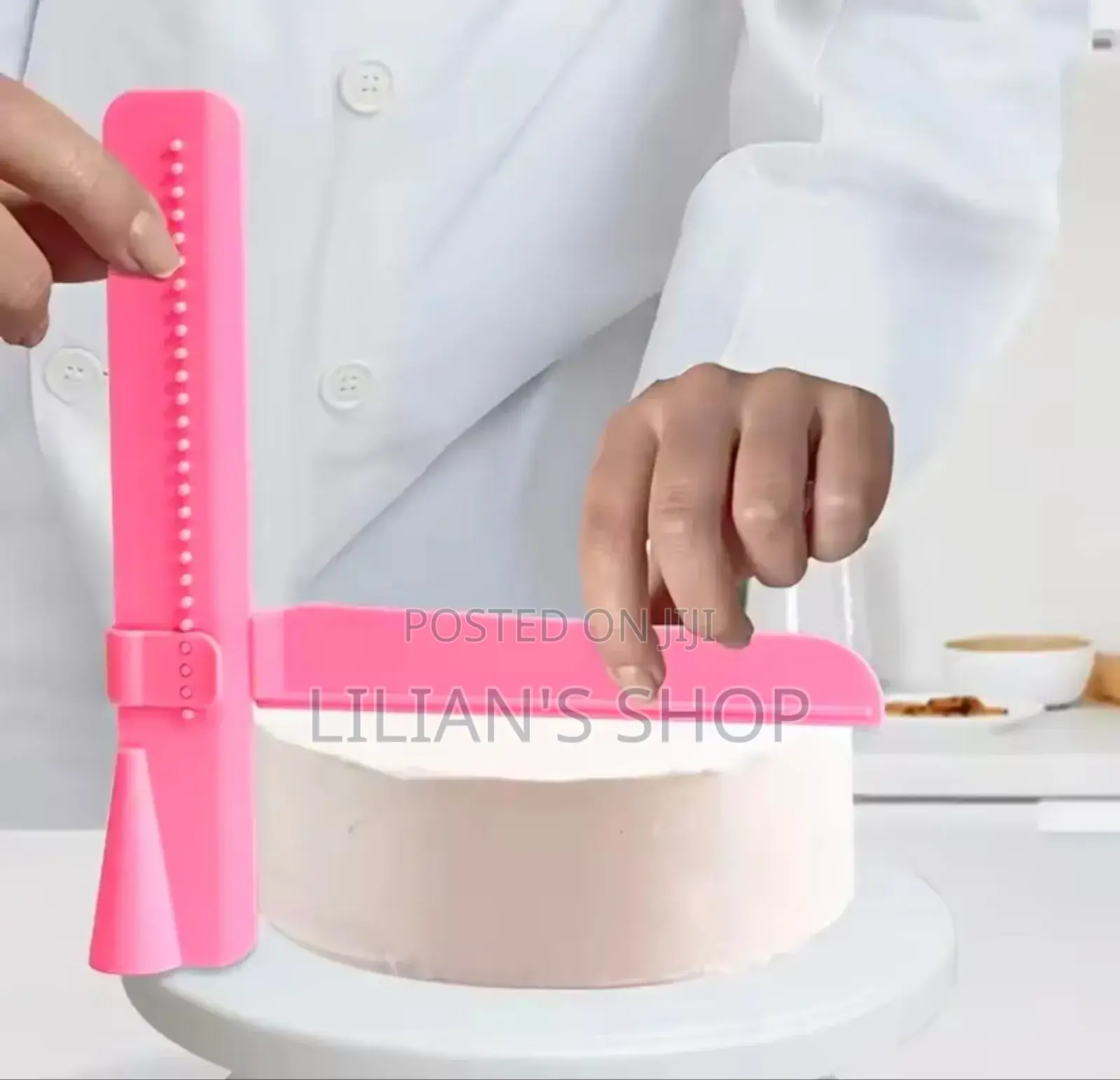 Adjustable Plastic Cake Scraper or Smoother