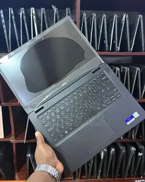 Laptop Dell Latitude 13 3380 4GB Intel Core I3 HDD 500GB
