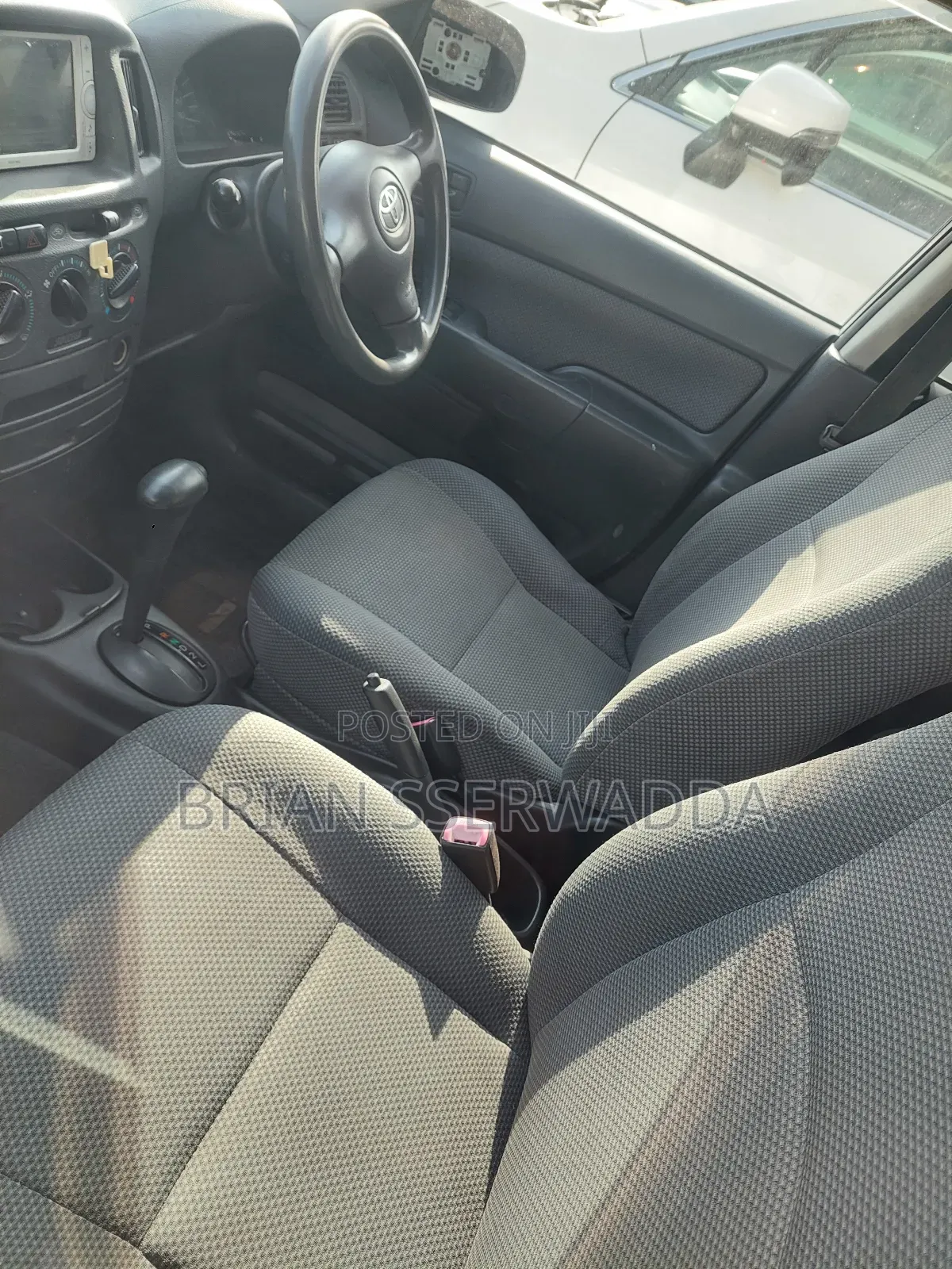 Toyota Succeed 2012 Silver