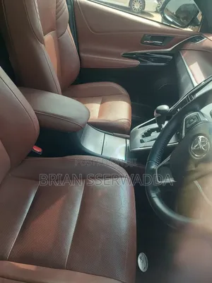 Toyota Harrier 2.0 2017 White