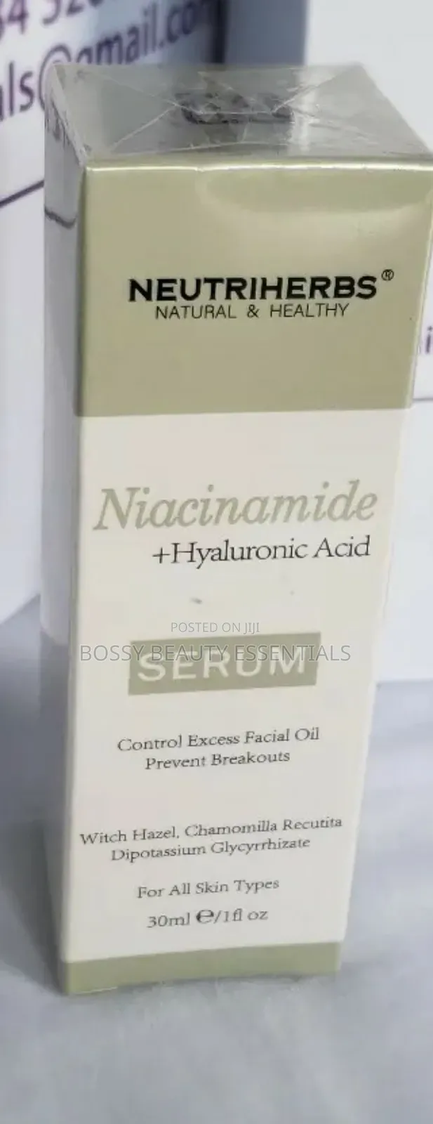 Neutriherbs Niacinamide + Hyaluronic Serum