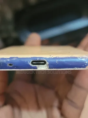 Sharp Aquos V 64 GB