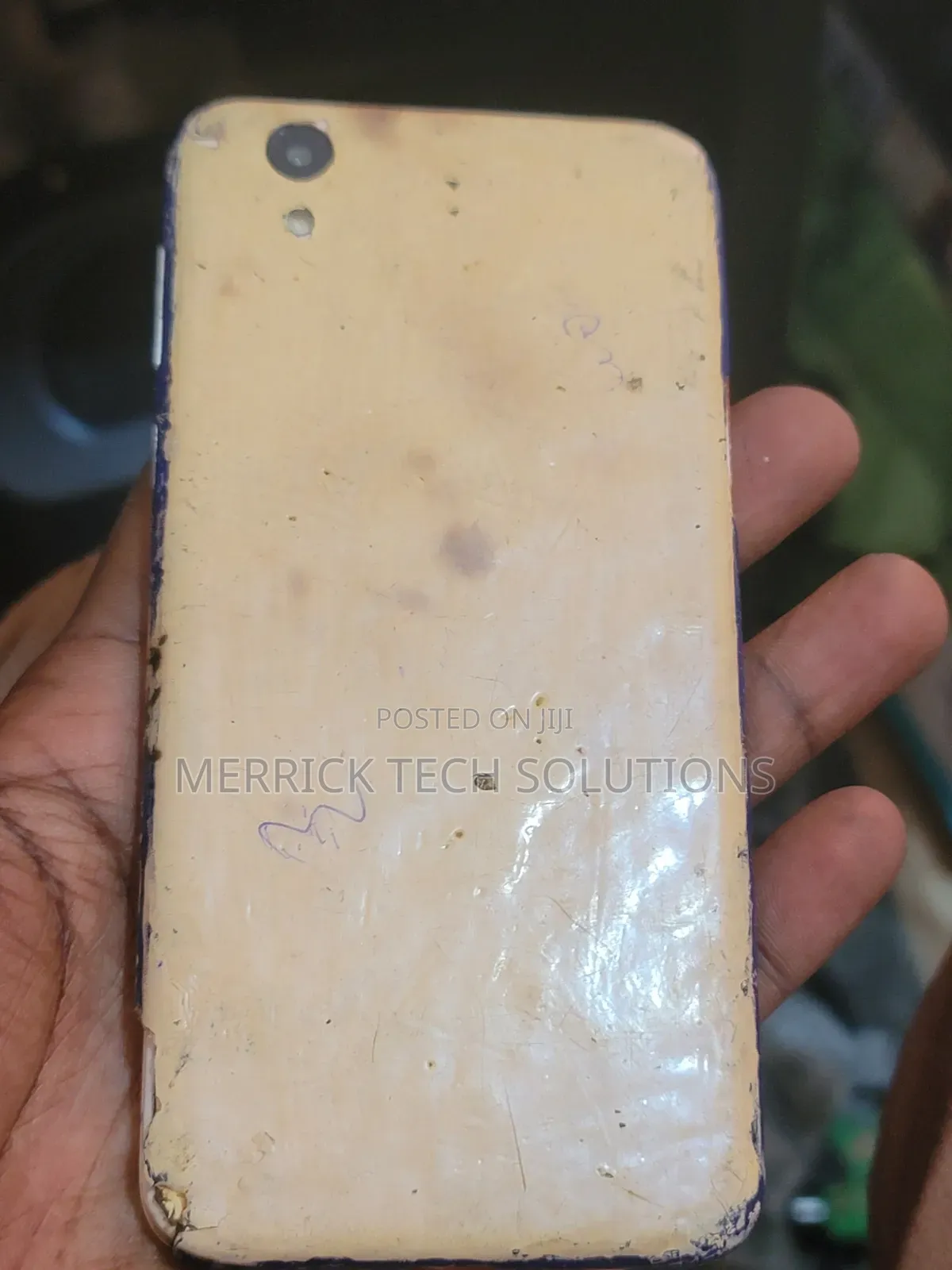 Sharp Aquos V 64 GB