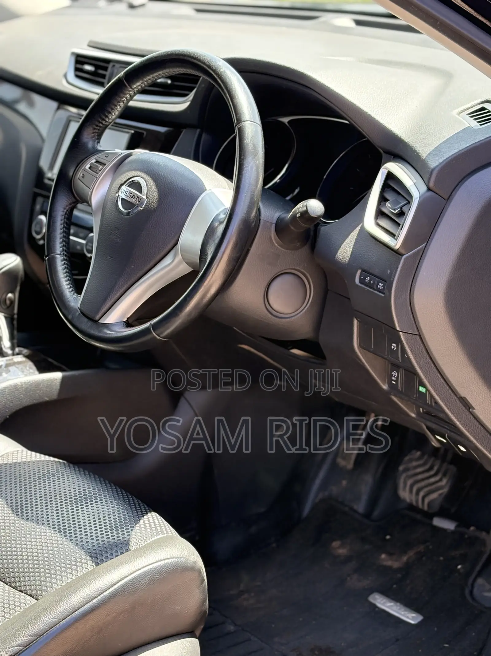 Nissan X-Trail 2.0 Petrol FWD 2016 Black