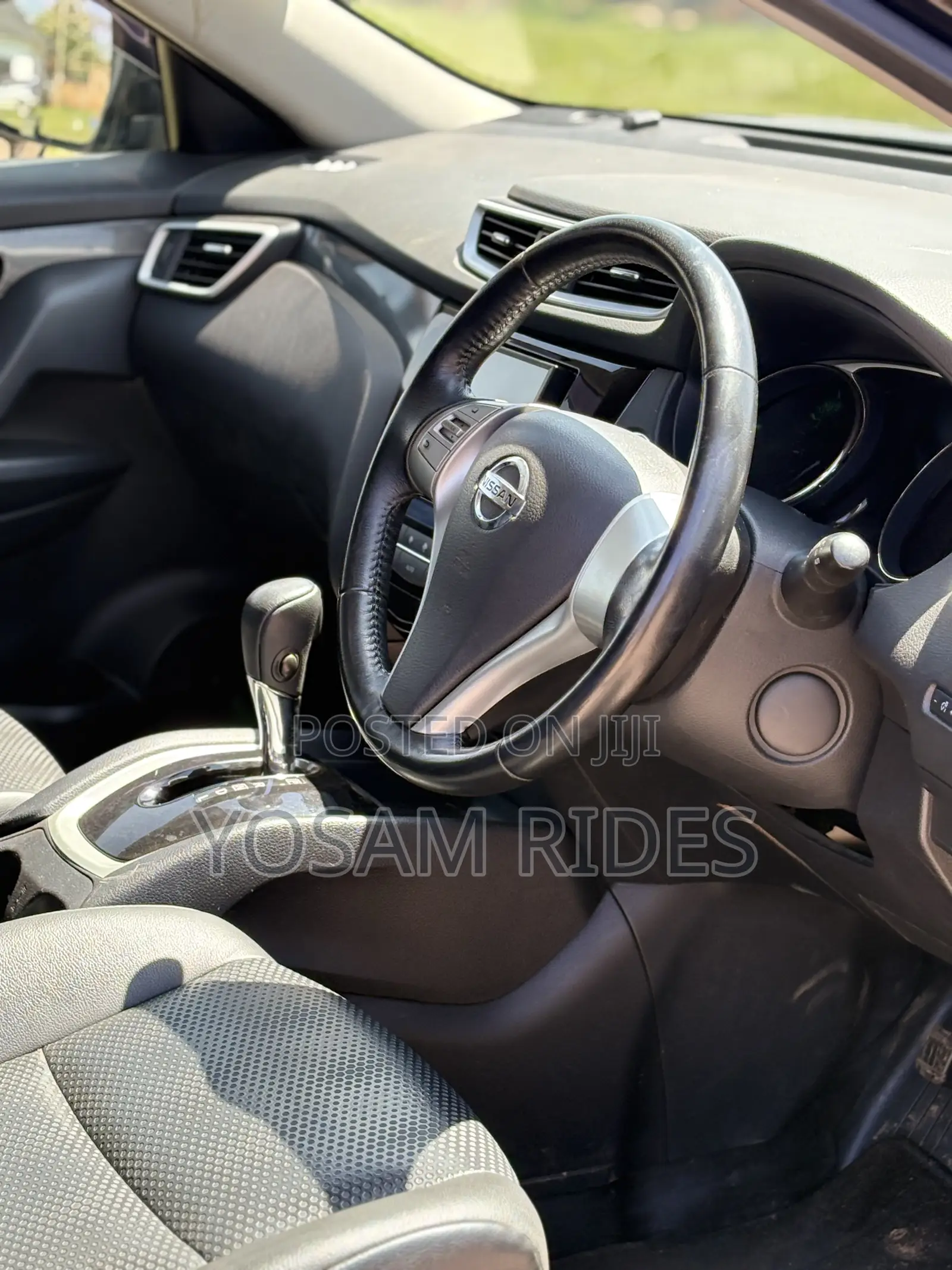 Nissan X-Trail 2.0 Petrol FWD 2016 Black