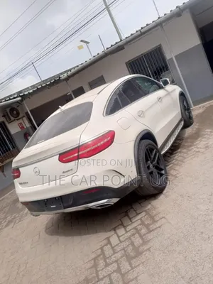 Mercedes-Benz GLE-Class GLE 350d 4MATIC 2017 White