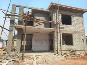 Furnished 4bdrm Duplex in Kira for sale