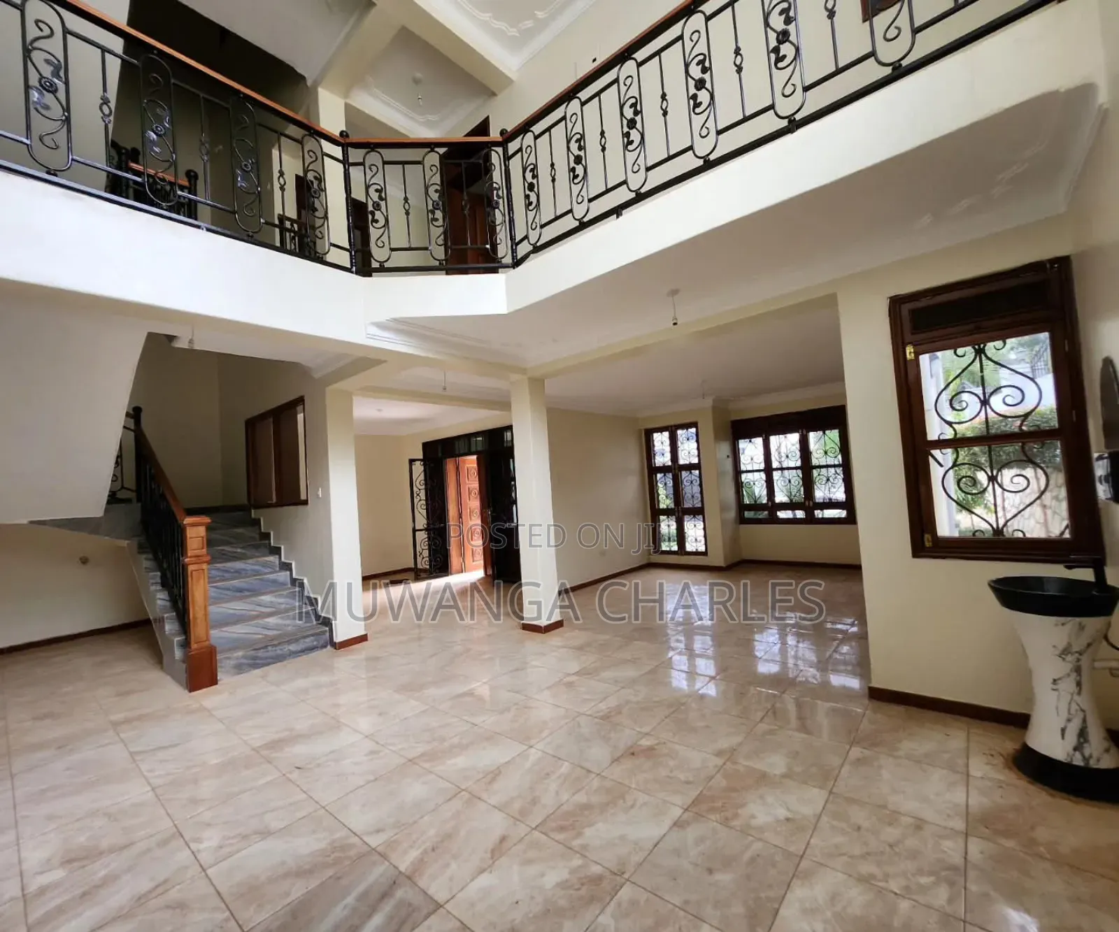 5bdrm Duplex in Fs Properties Ltd, Nakawa for rent