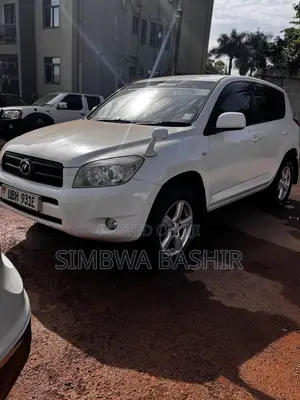 Toyota RAV4 2007 White