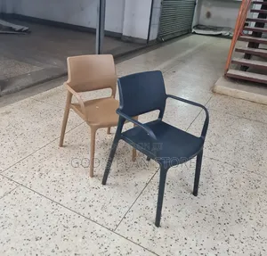 Pliable Plastic Chairs Plastic Chairs