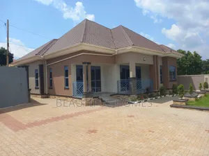 Furnished 4bdrm House in Kira for sale