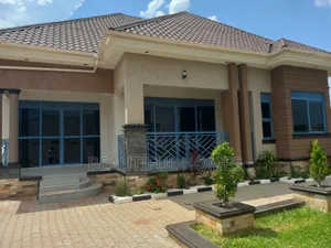 Furnished 4bdrm House in Kira for sale
