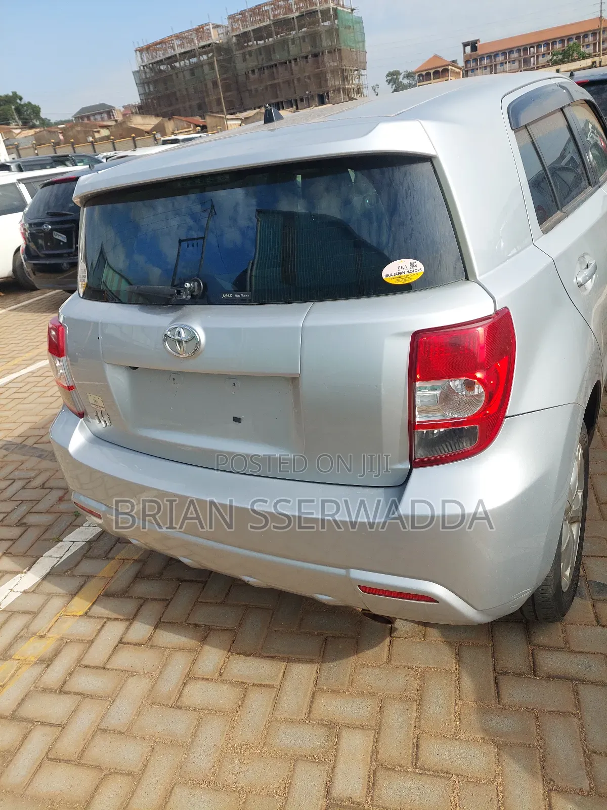 Toyota IST 2012 Silver