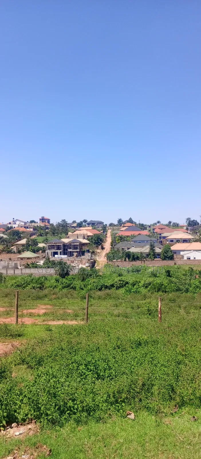 25 Decimals on a Hill Top Near National Water Tanks Jinja Misindye