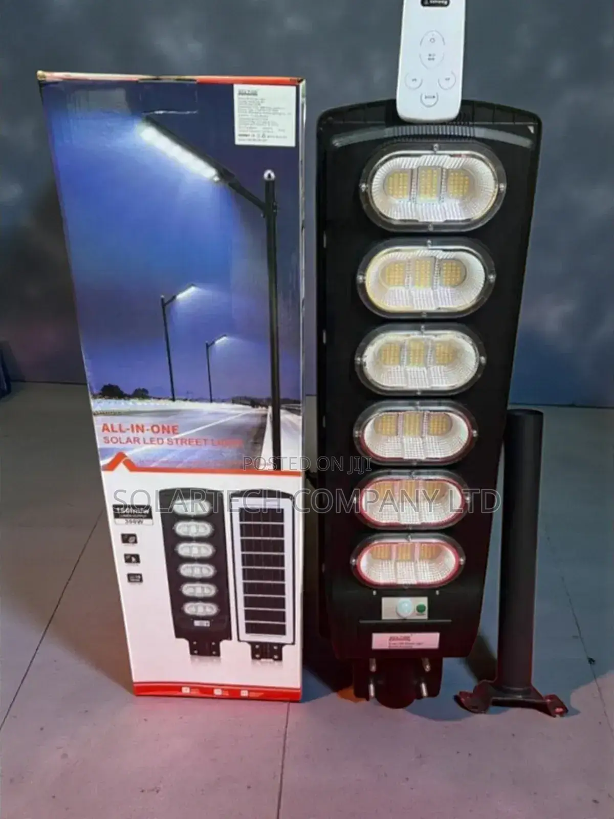 All Top 300w Smart Automatic Solar Street Light