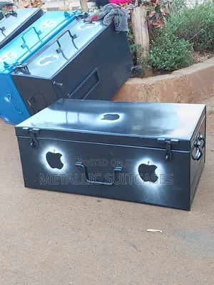 Medium Suitcase