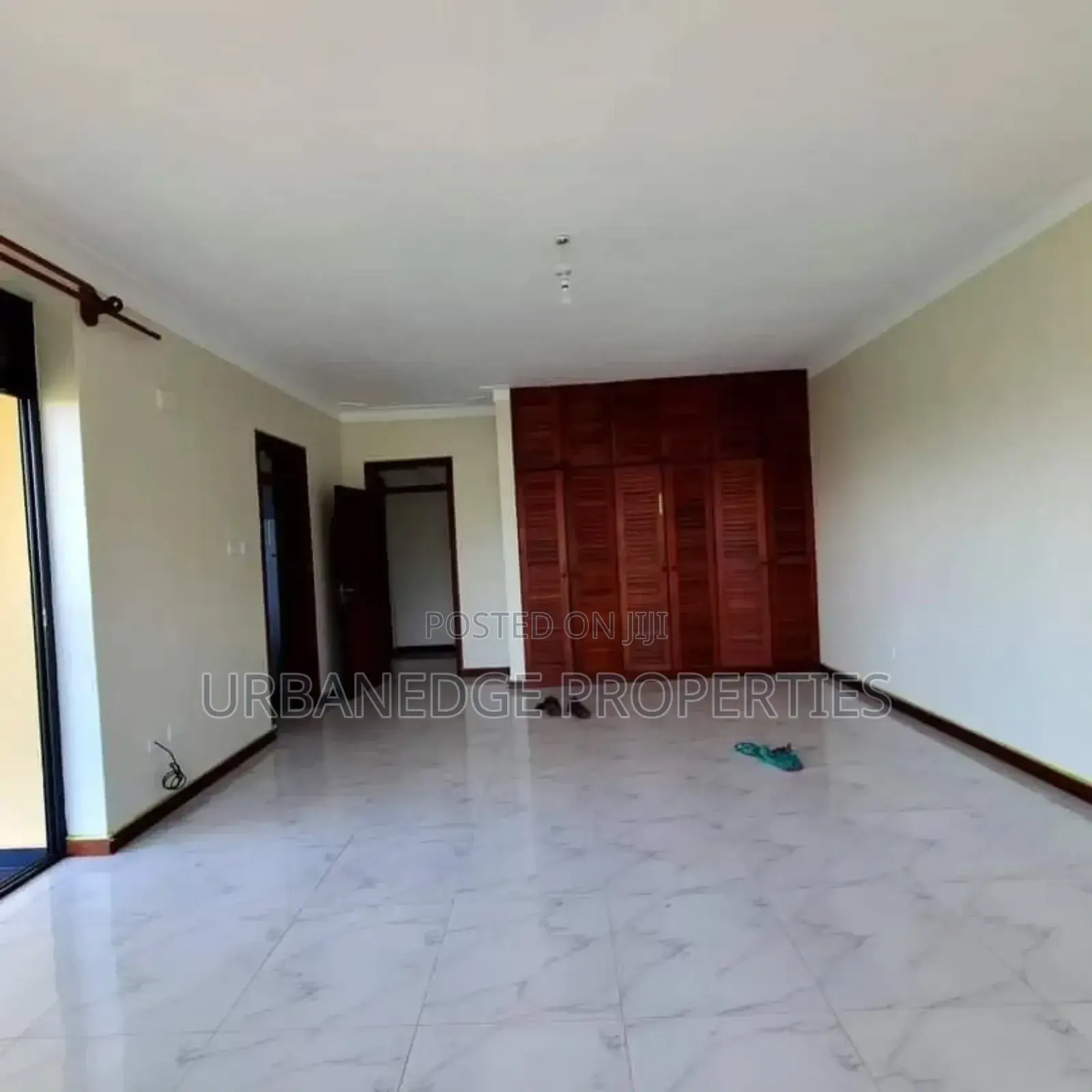 3bdrm Apartment in Munyonyo, Central Division for rent
