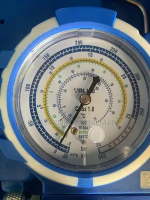 Manifold Gauge