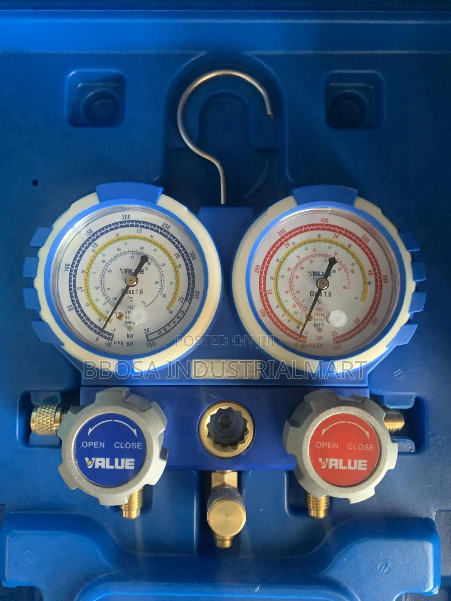 Manifold Gauge