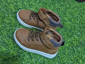 Kids Shoes(Size 20 to 25)