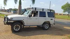 Landcruiser Hardtop for Hire-Rent