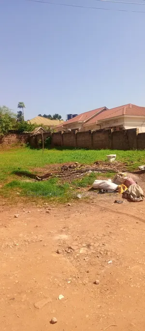 25 Decimals of Land in Nsawo Namugongo