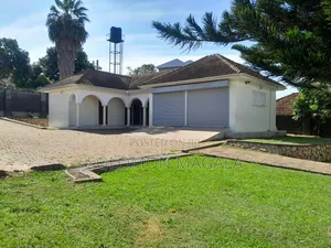 8bdrm Block of Flats in Bukasa, Central Division for sale