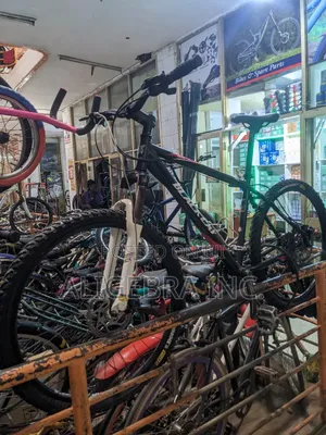Mountain Bikes 28