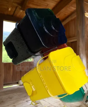 Main 20litres Plastic Dust Bins Plastic Dust Bins
