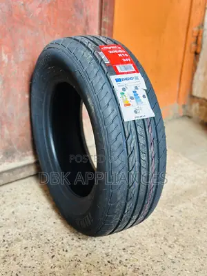 Comfort Tires Size 205/65r15 Full Stocked in Many Different Types