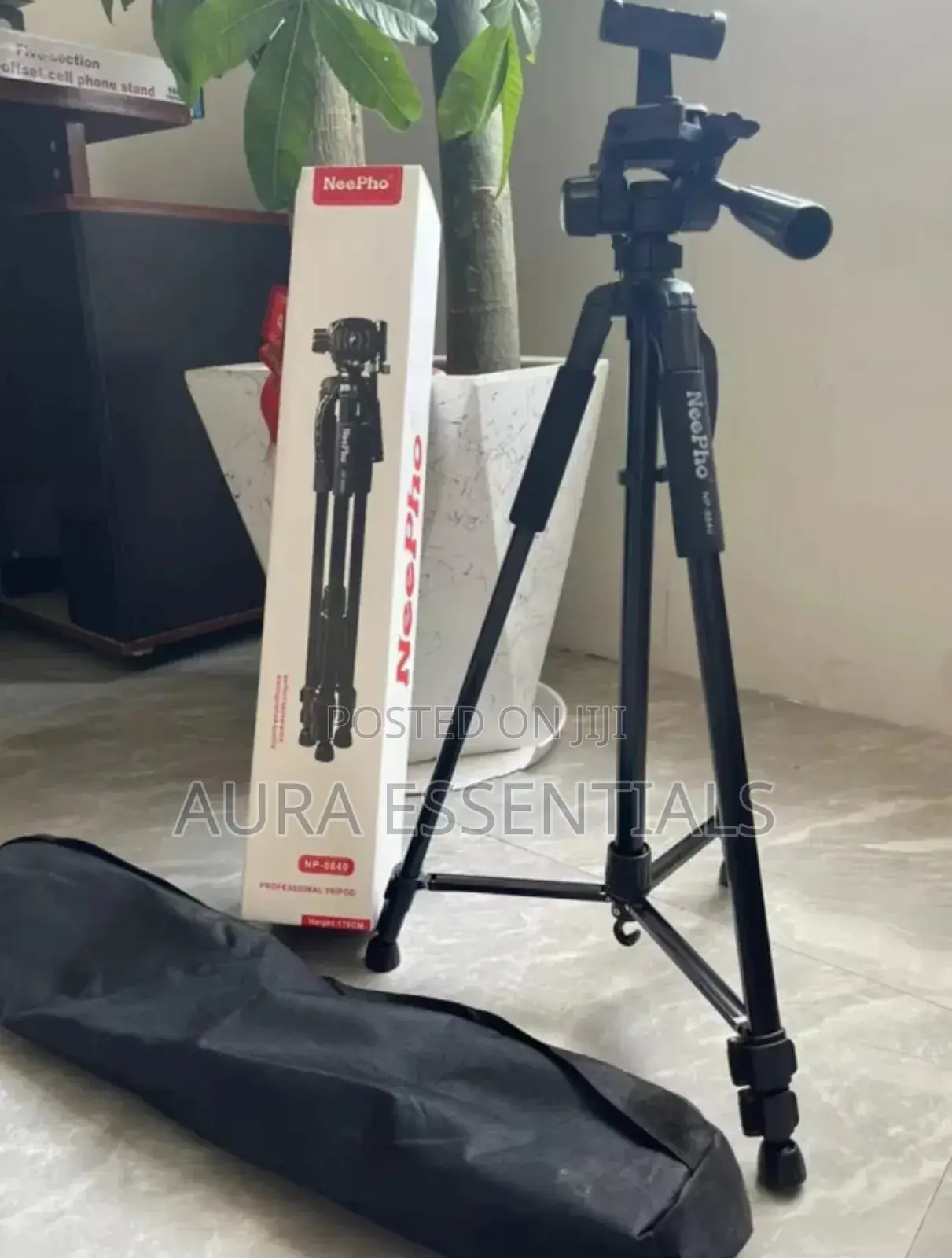Neepho Np-8840 Professional Camera and Phone Tripod
