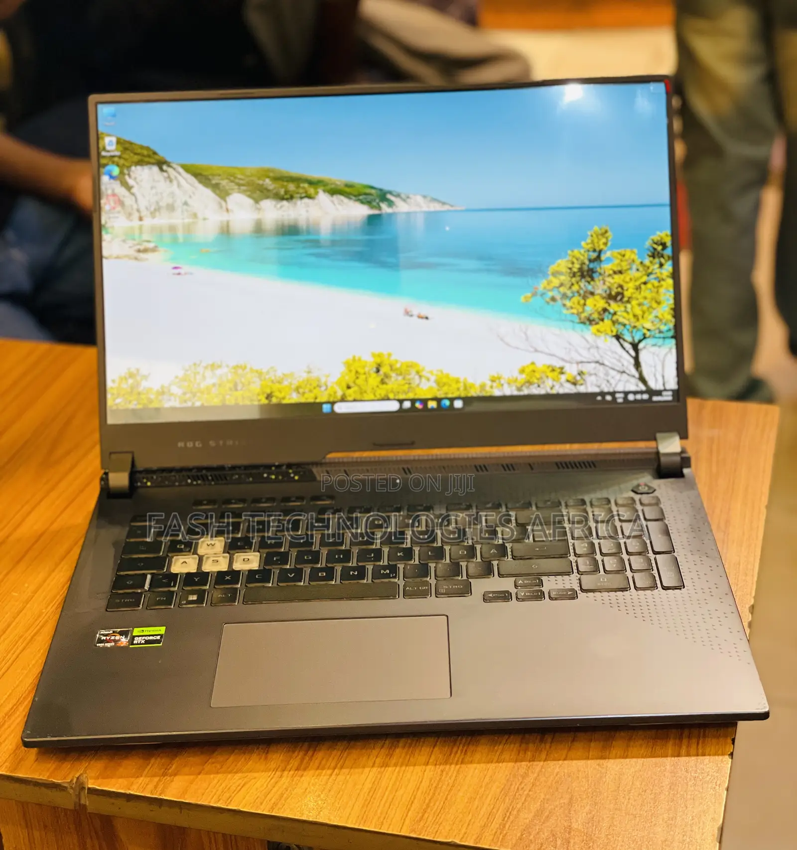 New Laptop Asus TUF Gaming A15 16GB AMD Ryzen 7 SSD 512GB