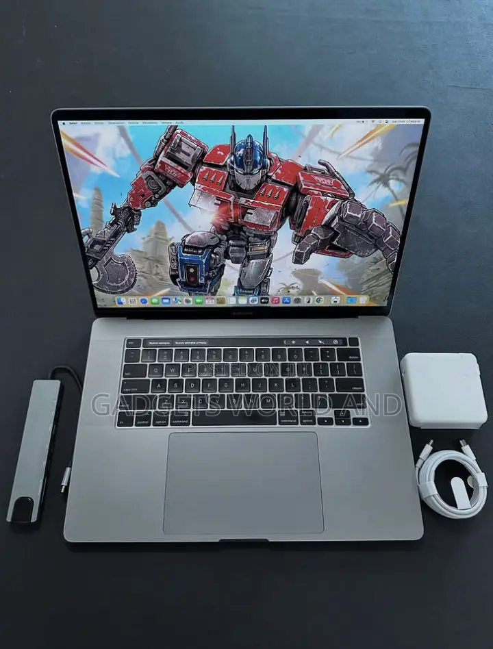 Laptop Apple MacBook Pro 2019 16GB Intel Core I5 SSD 256GB