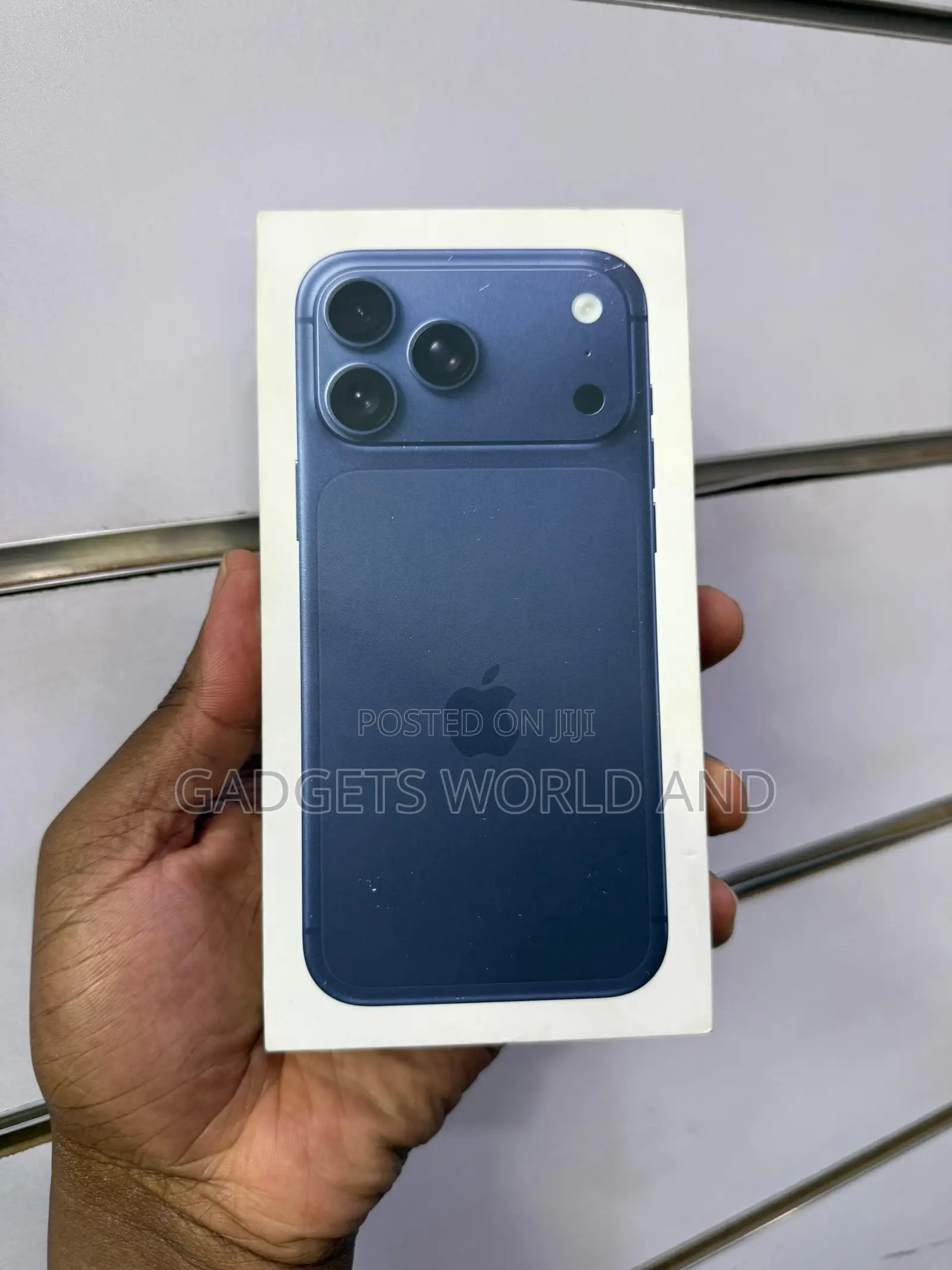 New Apple iPhone 17 Pro Max 512 GB Blue