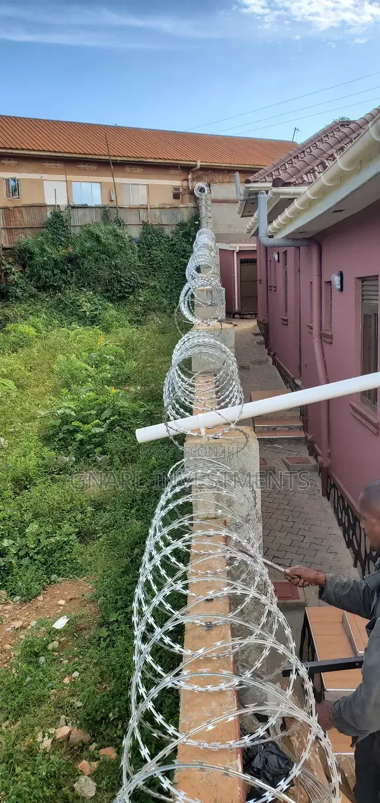Razor Wire, Chain Link Fencing and Other Security Fencing Solutions